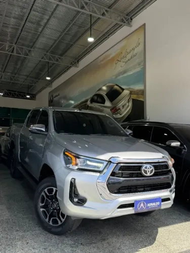 Toyota Hilux CD SRX 4X4 2.8 TDI 16V Diesel Aut. 2021