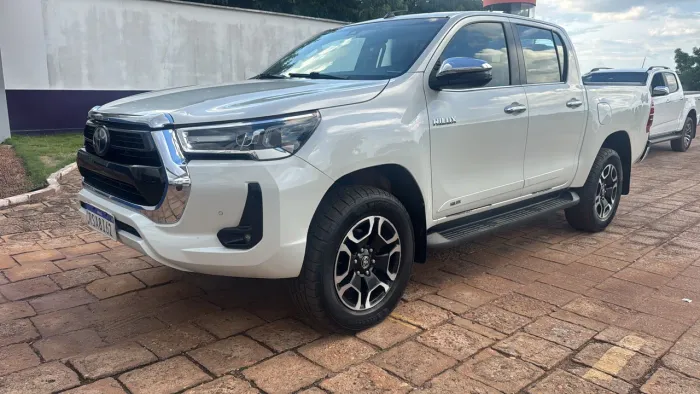 Toyota Hilux CD SRX 4X4 2.8 TDI 16V Diesel Aut. 2021