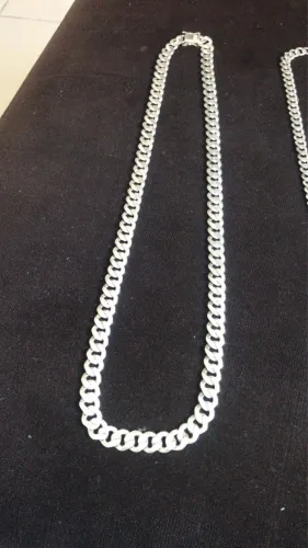 Cordão de prata masculino