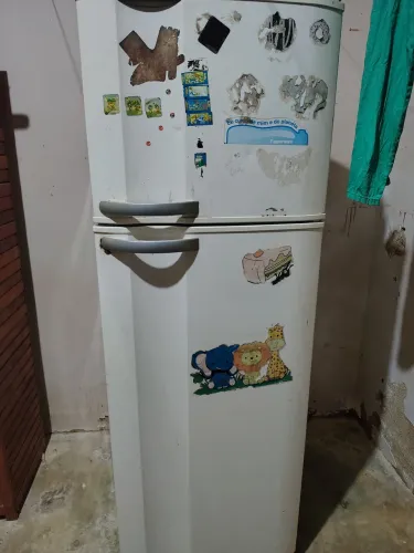Geladeira para Conserto ou Retirada de Peças