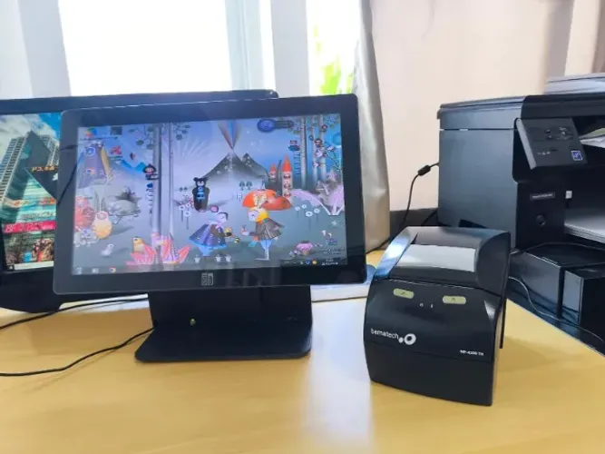 Monitor elo touch + impressora de cupom Bematech 