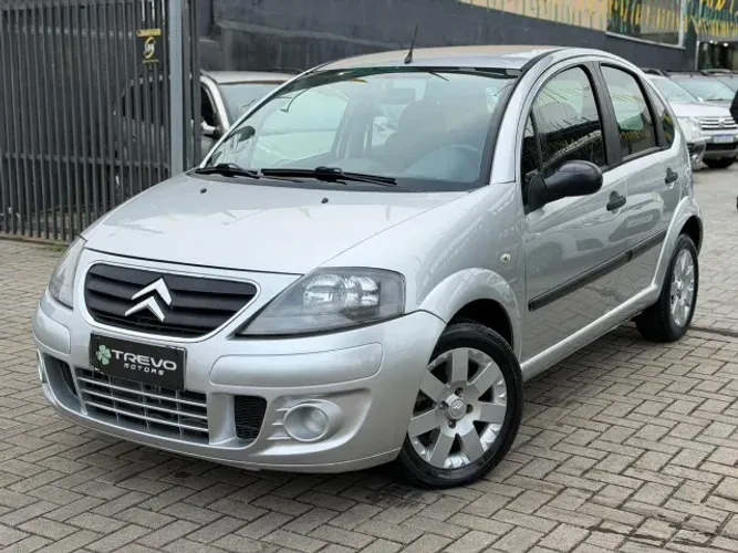 Citroen C3 GLX 1.4/ GLX Sonora 1.4 Flex 8V 5P 2012