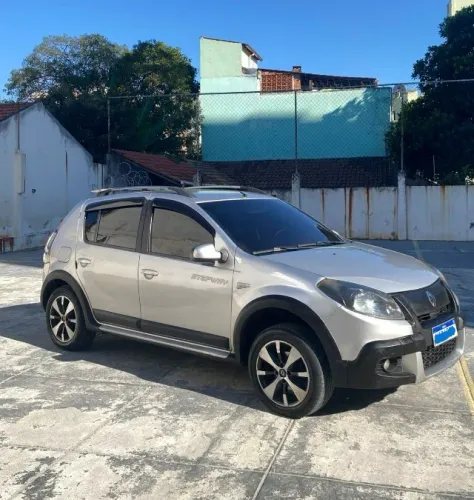 Renault Sandero Stepway Hi-flex 1.6 16V 5P 2012