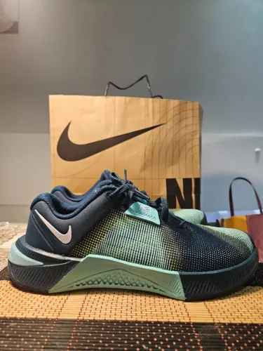 Tênis Nike Metcon 10 - Feminino - Verde - 35 br - 6 us - 23cm