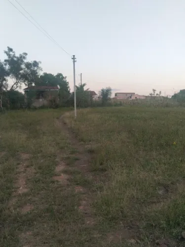 Vende-se um terreno de 26x26, por 20.000 mil ou se preferir 13x13 por 10.000 mil