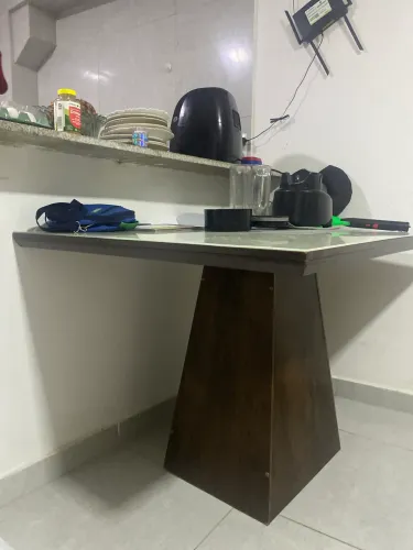 Mesa laqueada 