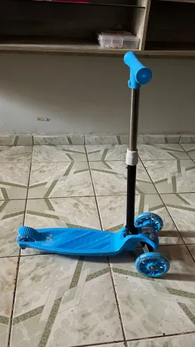 Patinete infantil três rodas