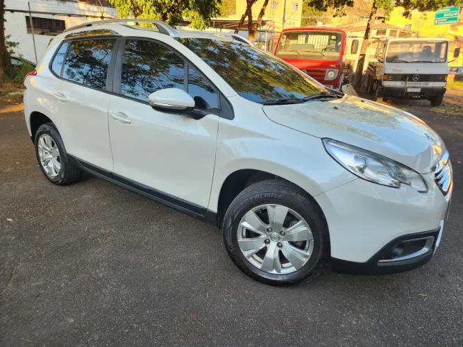 Peugeot 2008 Allure 1.6 Flex 16V 5P Aut. 2017
