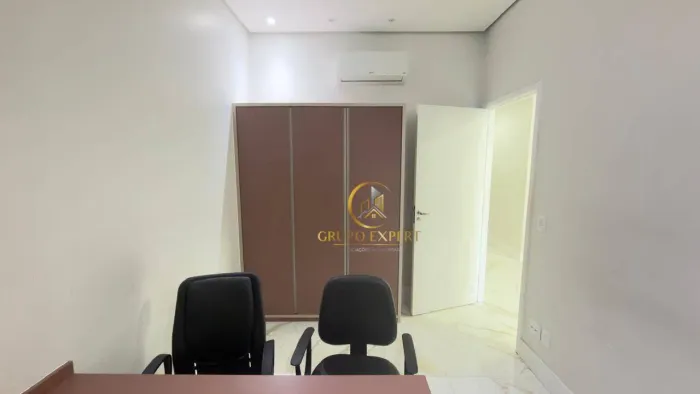 Sala MOBILIADA para locação com 69 m², 3 salas, localizada no Jardim Aquarius em São José