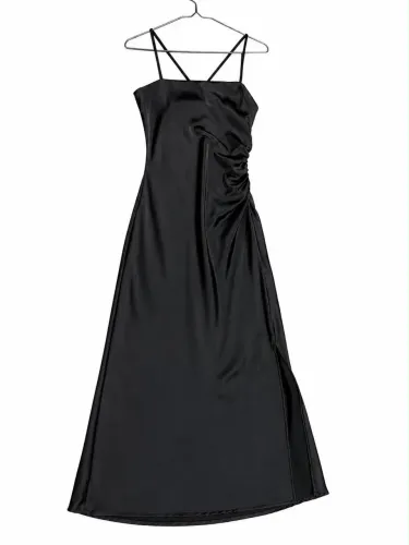 Vestido de cetim Zara