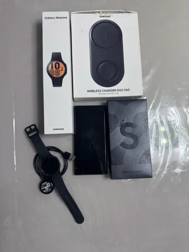 Samsung Galaxy S22 ultra defeito na tela + adicionais de fábrica único dono