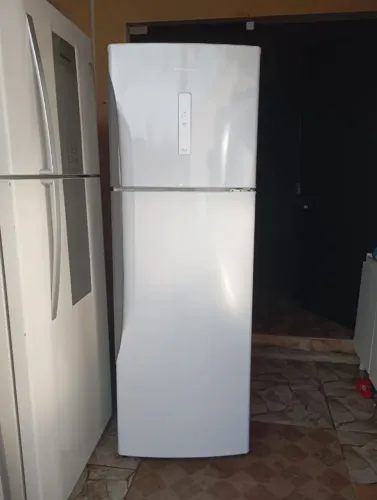 GELADEIRA PANASONIC FROST FREE  SEMI NOVA 