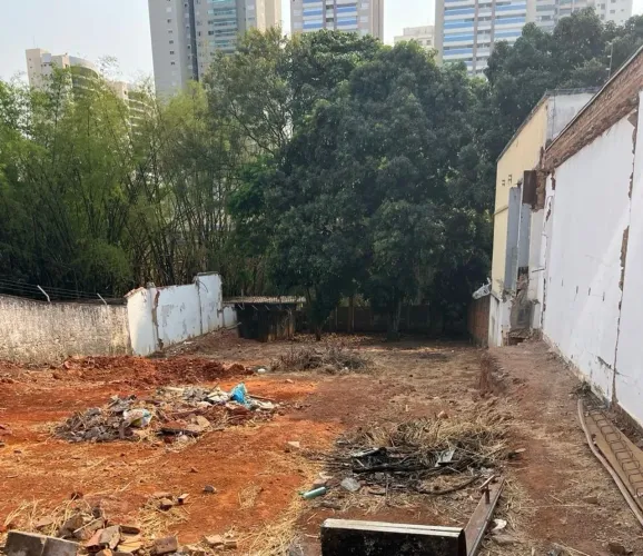 Lote comercial para locação com 903m² em localização estratégica