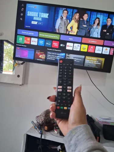 Vendo TV smart 43 polegadas