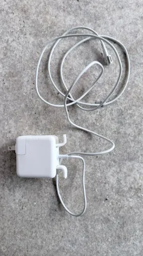 FONTE COM CABO PARA MACBOOK AIR