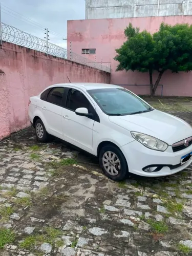 Fiat Grand Siena Attrac. 1.4 EVO F.flex 8V 2014