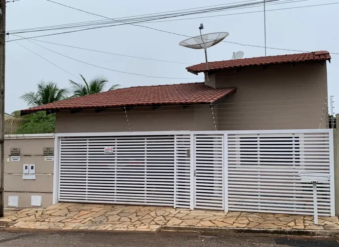 Alugo casa em Porangatu- setor do lago