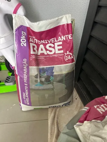 Base autonivelante protec