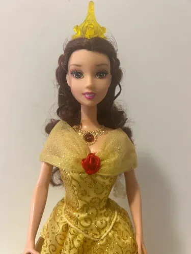 Boneca Princesa Bela da Mattel