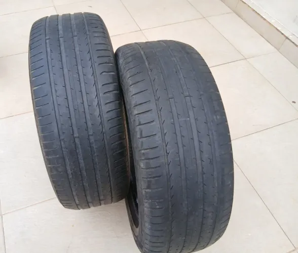 Pneus 255/55 R18