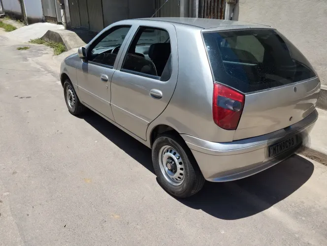 Fiat Palio Young 1.0 MPI 8V 4P (álcool) 2001