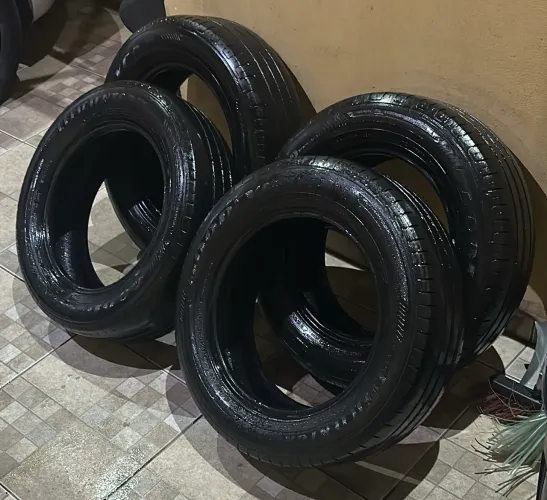 04 PNEUS GOODYEAR 185/65/15