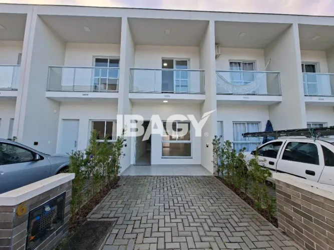 Excelente Casa 2 dormitório(s) em Sertão do Maruim - São José