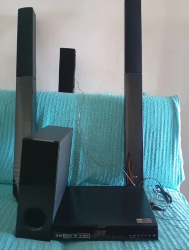 Vendo Home theater LG