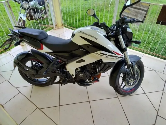Bajaj Dominar 200 2024
