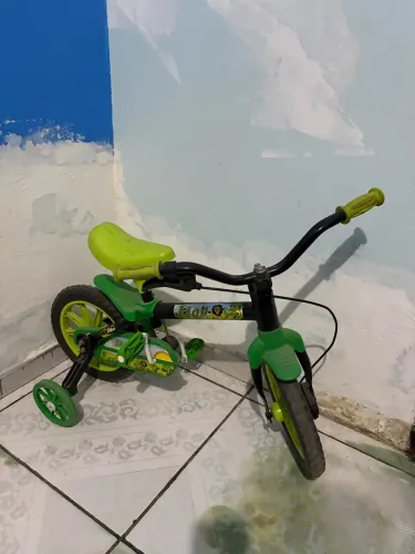 Vende-se bicicleta infantil 