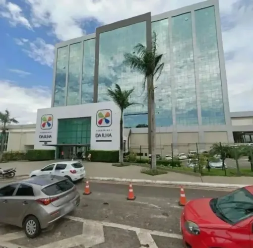 Sala Comercial no Shopping da Ilha, Oportunidade, 1 Vaga de Garagem.