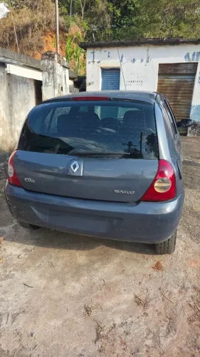 Renault Clio Hi-flex 1.0 16V 5P 2011
