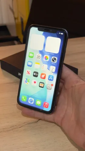 iPhone 11 128GB Space Gray - Bateria 100%! Loja física! Com 3 meses de garantia!