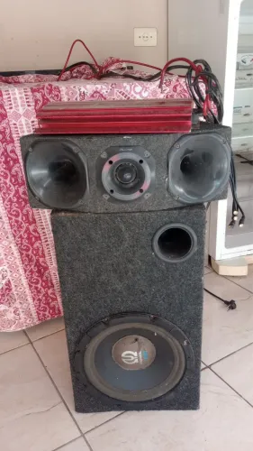 Sub de 12 cornetas e módulo 