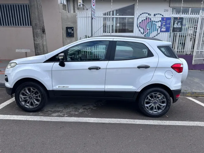 Ford Ecosport Freestyle 1.6 16V Flex 5P 2014