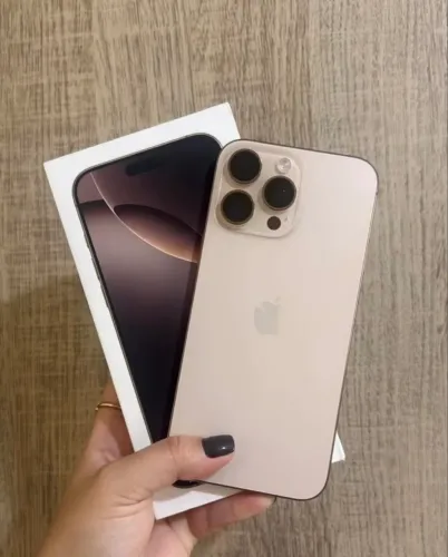 iPhone 16 Pro Max