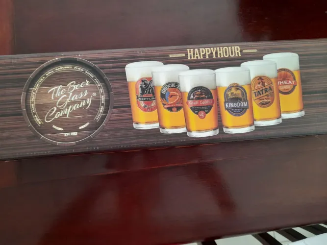 Conjunto de copos de cerveja