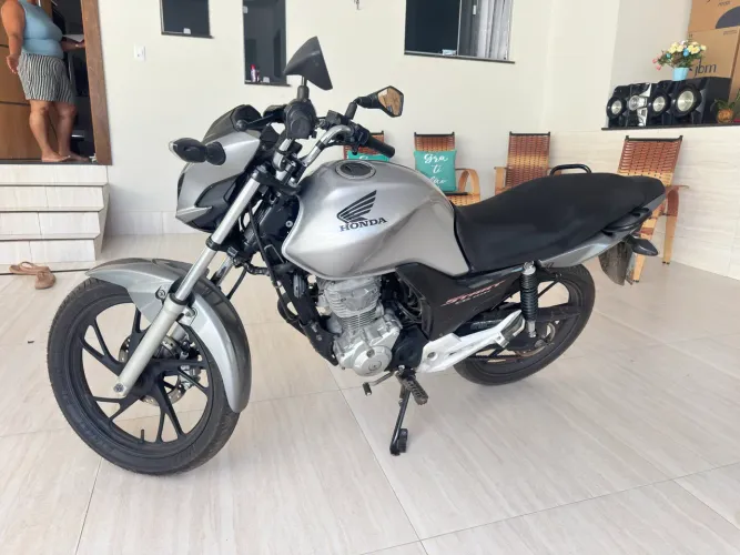Moto para alugar
