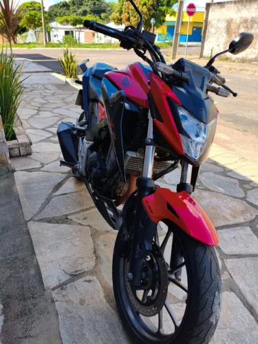 CB TWISTER 2023/23 ABS