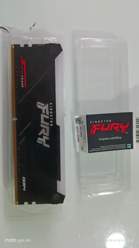Memória desktop DDR4 8GB 3200mhz  RGB Kingston 