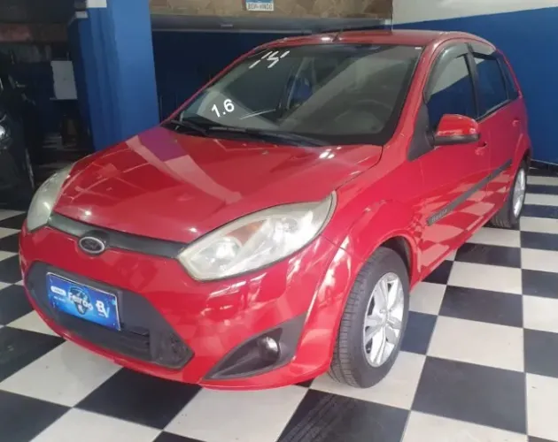 Ford Fiesta SE 1.6 8V Flex 5P 2014