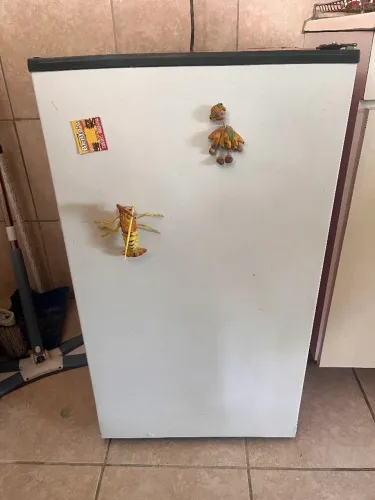 VENDO FRIGOBAR