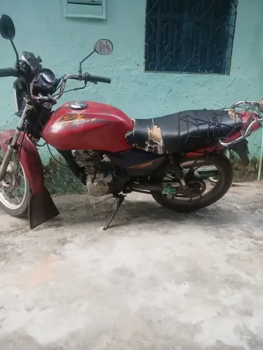 Titan   125.   Vender logo 3.000