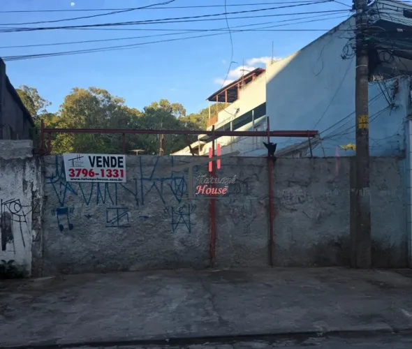 Terreno 10 x 46m² próximo ao Parque Piqueri