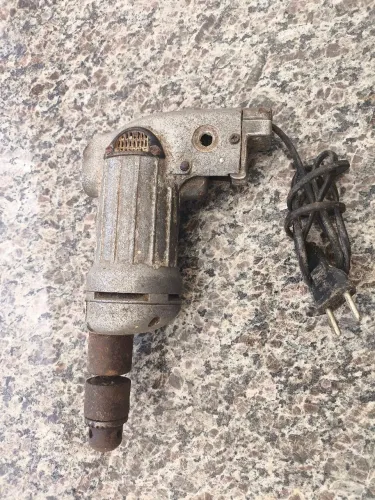 Antiguidade furadeira