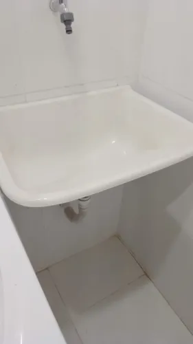 Título: Tanque de Lavar Roupa Branco - 1 Cuba - Ótimo Estado