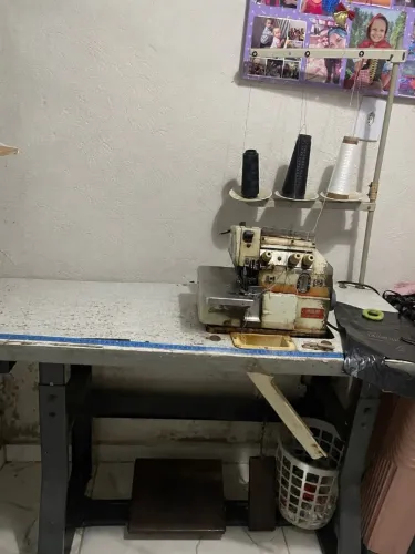 Vendo máquina overloque industrial