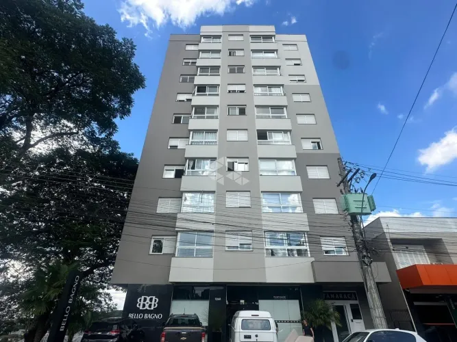 Apartamento todo mobiliado, com 02 Dormitórios sendo 01 Suíte, no Centro de Farroupilha RS