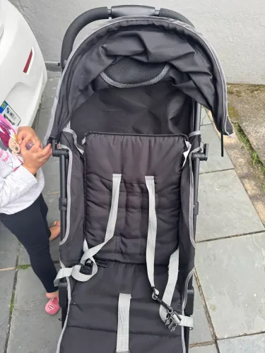 Carrinho De Bebê Compacto Spy Multikids Baby Dobrável seminovo