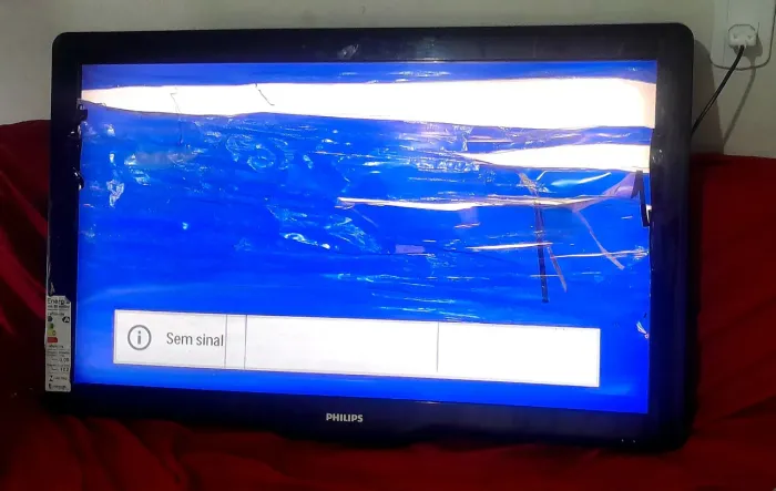Televisão Philips. 43 polegadas.